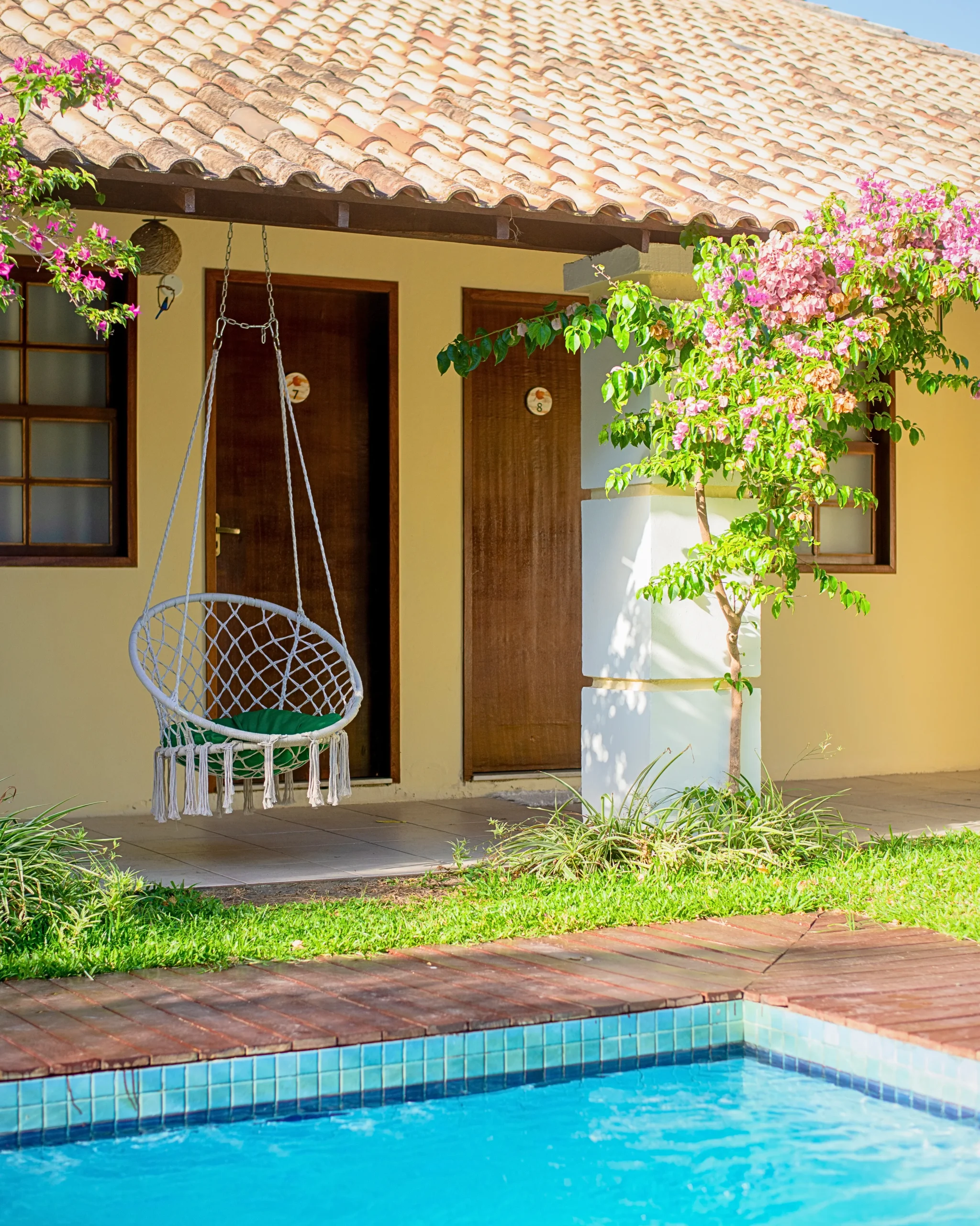 c8b0cca8-d34e-4415-841f-84304adf87a4_11zon